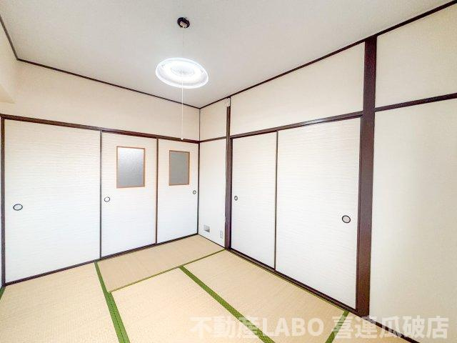 平野ハイツの和室