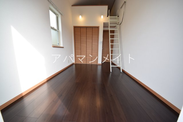 【居間・リビング】 | 使いやすい居間です