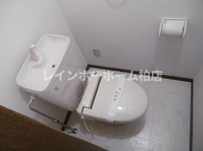 第6ビューストーンハイムのトイレ|清潔感のあるトイレです