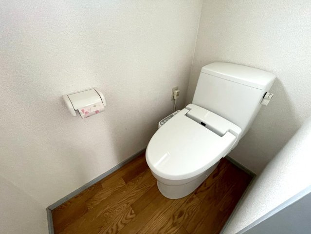 鹿嶋物件のトイレ