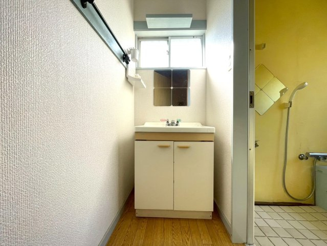 鹿嶋物件の独立洗面台