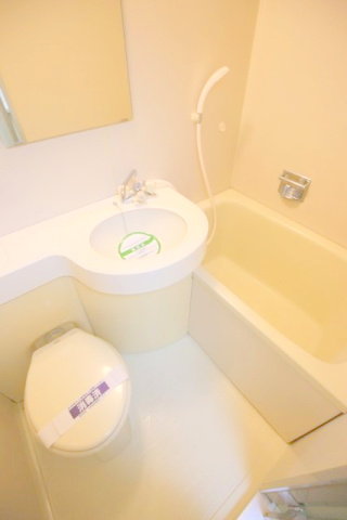 エヴェナール南六郷の浴室