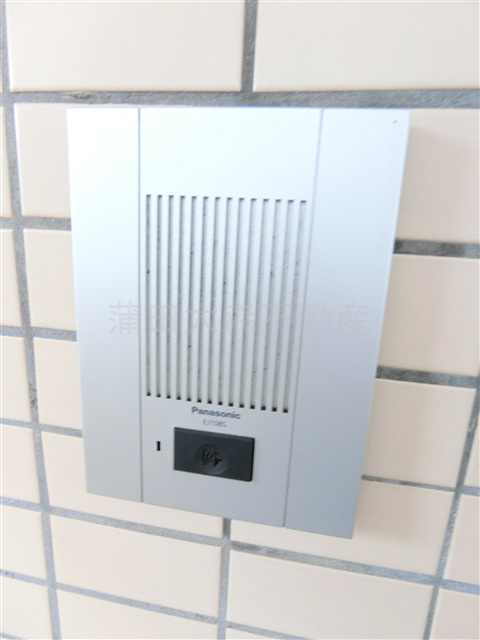 エヴェナール南六郷の玄関