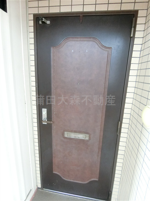 エヴェナール南六郷の玄関