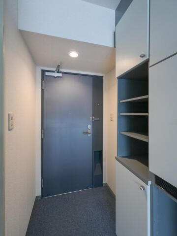 インペリアル南麻布サテライトの玄関