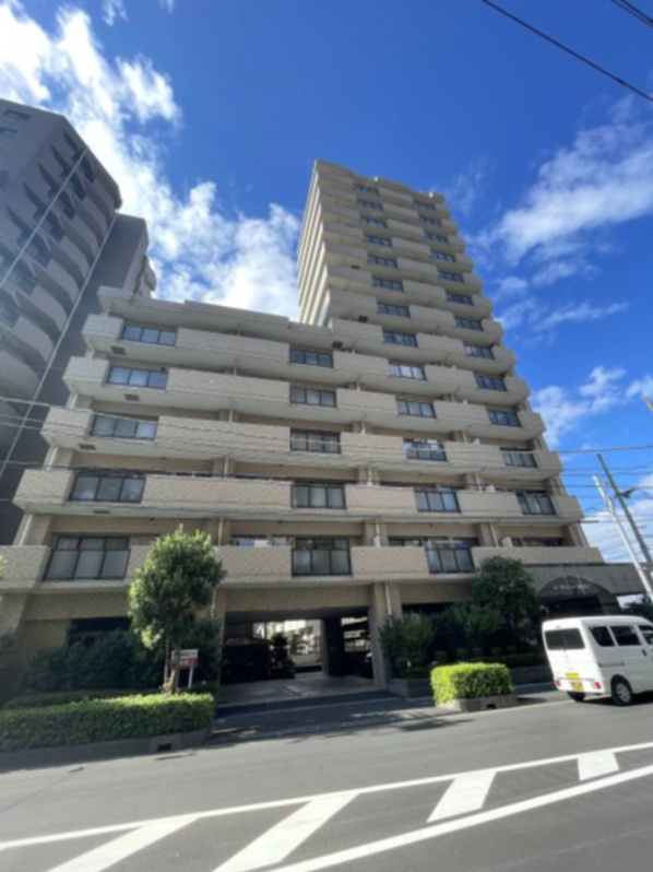 ローヤルシティ草加第２の外観