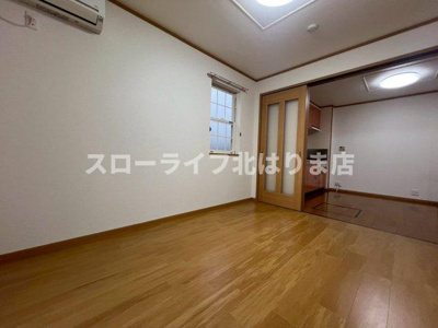 【洋室】 | ヴィラ・ポポラーレⅡ