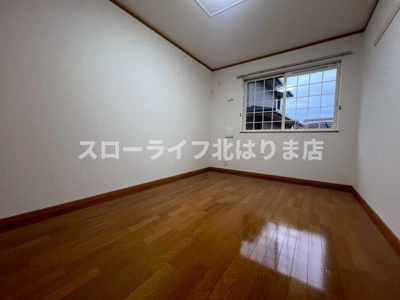 【洋室】 | ヴィラ・ポポラーレⅡ