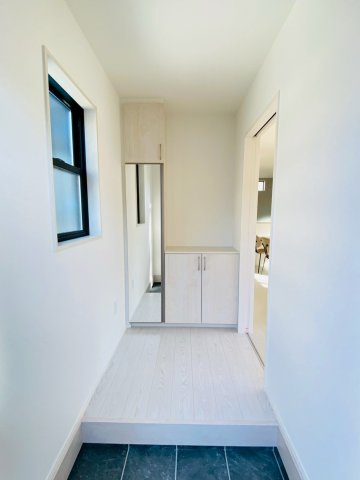 よかタウン／東区健軍３丁目２期／１号棟の玄関