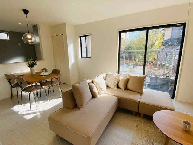 よかタウン／東区健軍３丁目２期／１号棟の居間・リビング