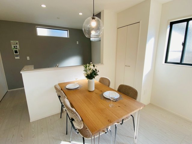 よかタウン／東区健軍３丁目２期／１号棟の居間・リビング