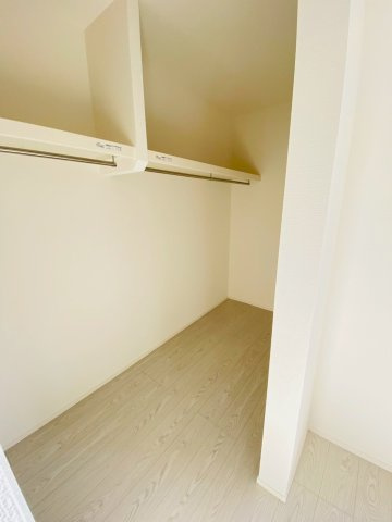 よかタウン／東区健軍３丁目２期／１号棟の収納