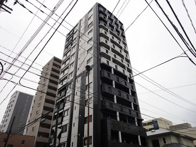 サンシティ駅南の外観