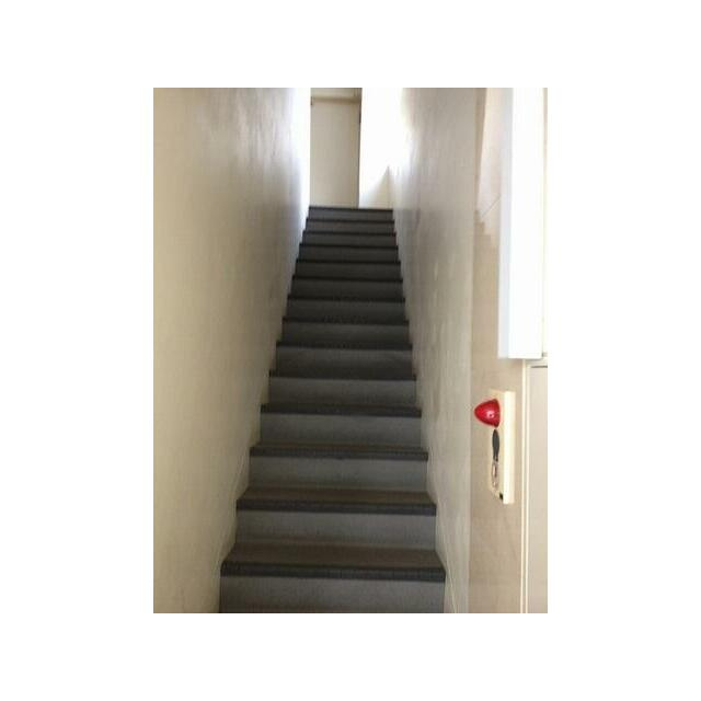 峰マンションのその他|共用階段