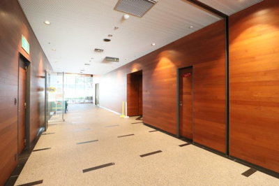 【エントランス】 | ベイウィング神戸ビル