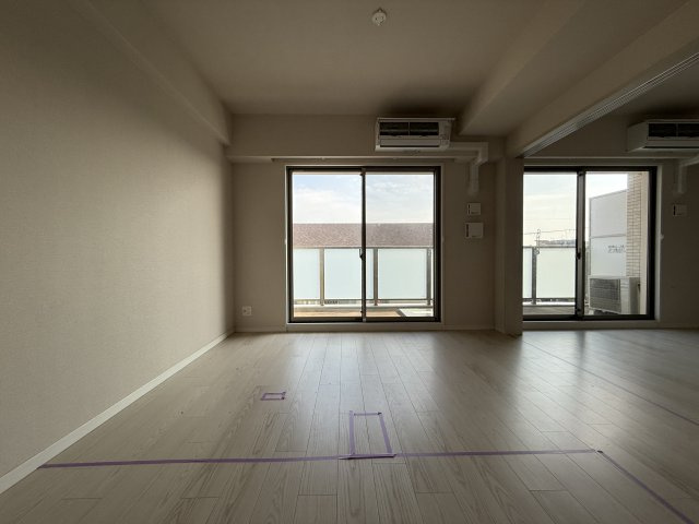 スプランディッド池田呉服町の居間・リビング