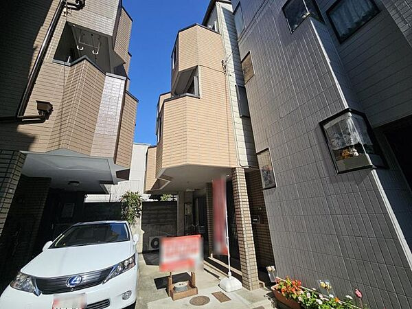 吹田市内本町3丁目　中古戸建の外観