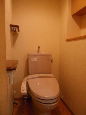 【トイレ】 | ルーブル豊玉参番館 | 温水洗浄便座。