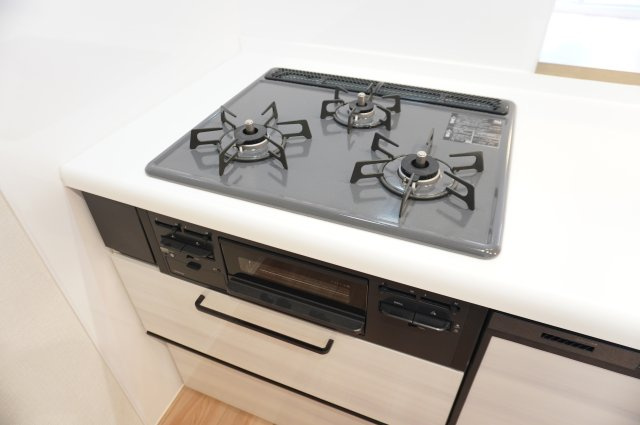 日商岩井草加マンションのキッチン