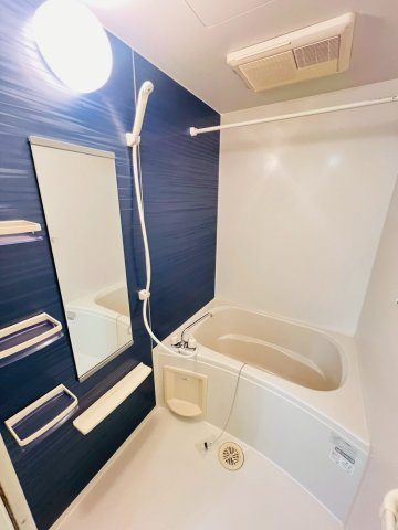 フォルテ月見山の浴室