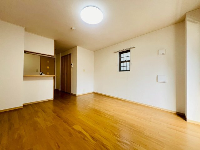 フォルテ月見山の居間・リビング