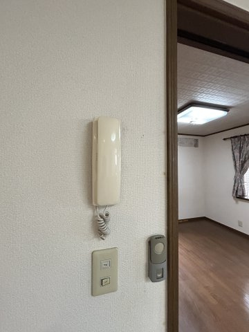 西大泉4-4-20貸家のセキュリティ