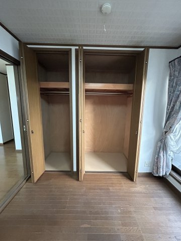 西大泉4-4-20貸家の収納