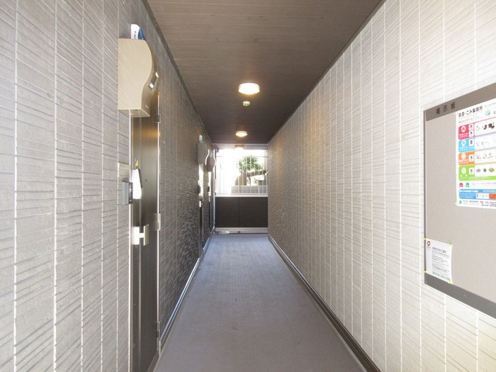 アヴァンス中村南