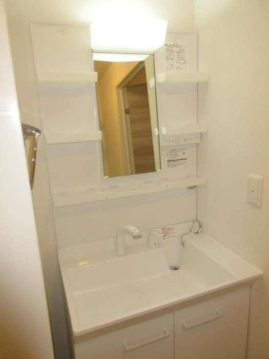 アヴァンス中村南の洗面所