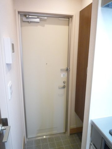 Bright Halu 　westの玄関