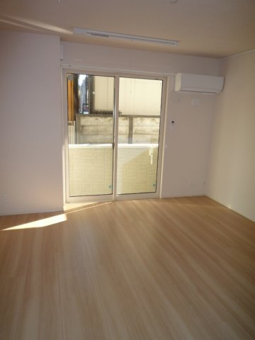 Bright Halu 　westの居間・リビング