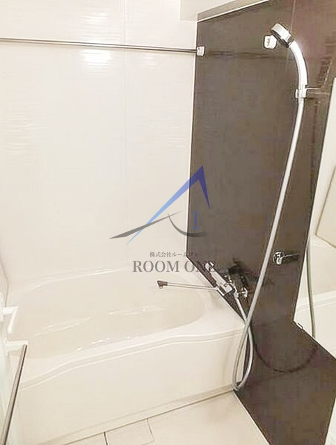 レオーネ上野入谷の浴室|お風呂です。