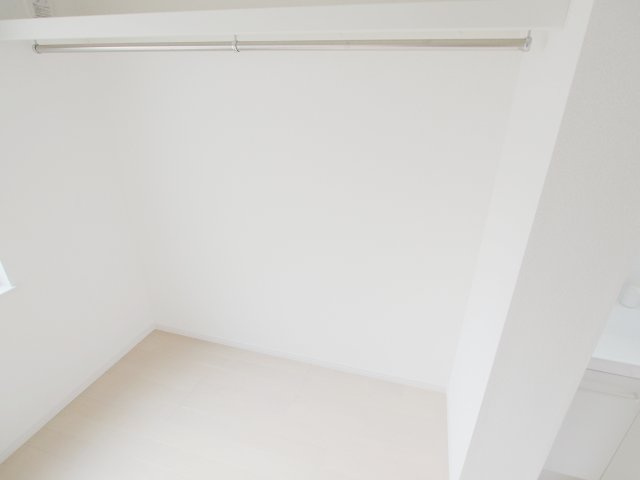 ポルトボヌール府中弐番館の収納