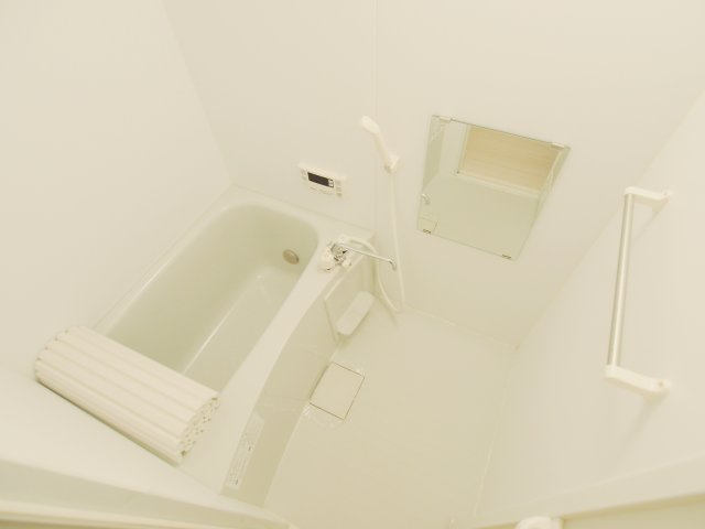 ポルトボヌール府中弐番館の浴室