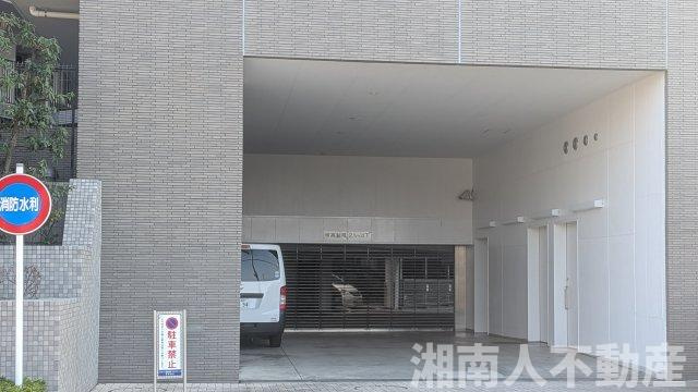 ライオンズ湘南藤沢グランフォートの駐車場|駐車場があるので、車を買う予定の方も安心です