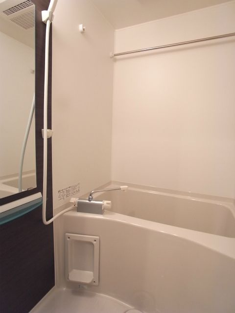 リブリ・SOPHIA喜沢の浴室