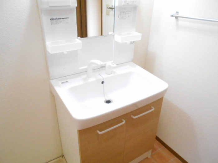 ファミーユつくば ＡＢＣの独立洗面台|Ａ103 洗髪洗面化粧台