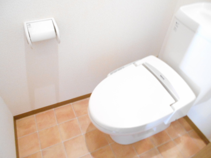 ファミーユつくば ＡＢＣのトイレ|Ａ103 温水洗浄暖房便座