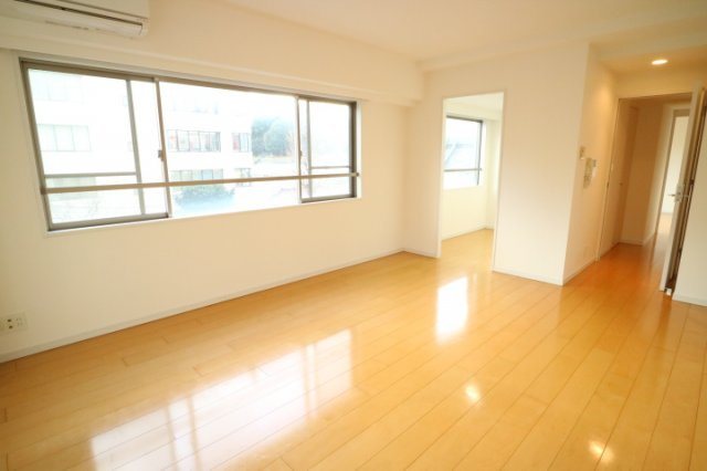 プライムアーバン赤坂の居間・リビング|※参考写真