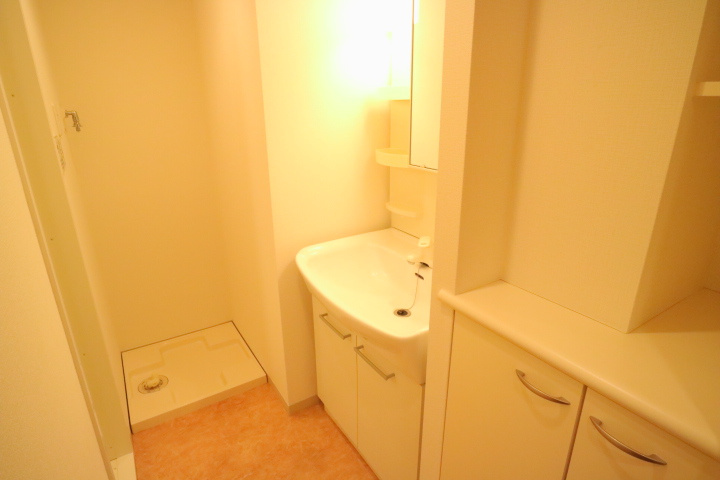 プライムアーバン田町の洗面所|※参考写真