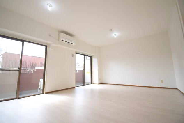 ARTS SHIROKANE(アーツシロカネ)の居間・リビング