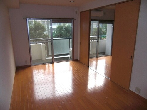 芝公園アビタシオンの居間・リビング|洋室　※2009年11月撮影