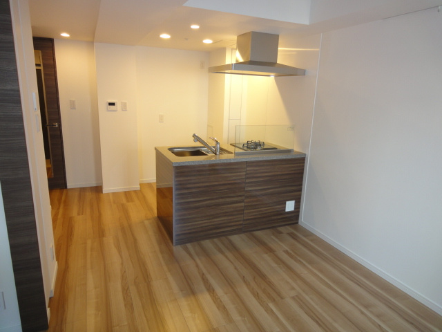 ルジェンテ赤坂の居間・リビング