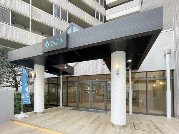 ビレッジハウス芝浦タワー1号棟のエントランス