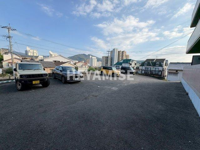 BBハイツの駐車場