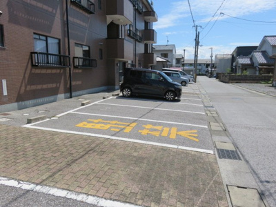 【駐車場】 | メイプルヒルズマンション