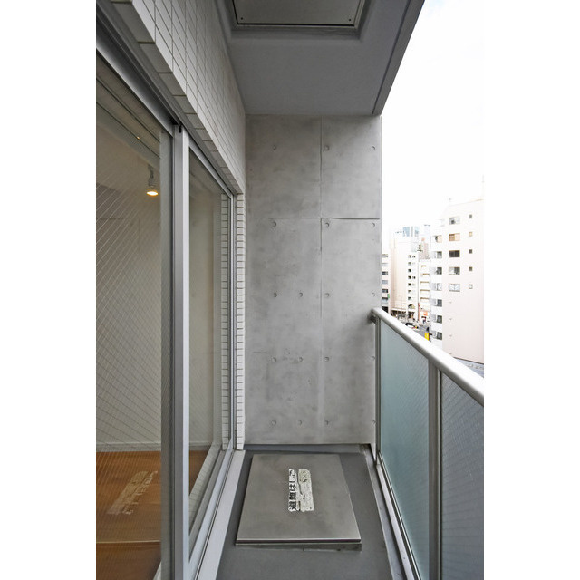 オーパスホームズ三田のバルコニー