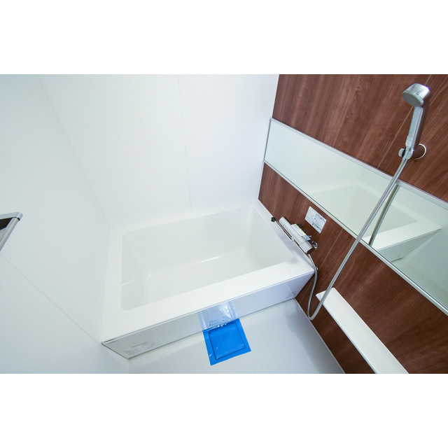 オーパスホームズ三田の浴室