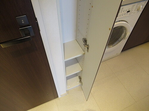 クオリア三田の収納|廊下収納