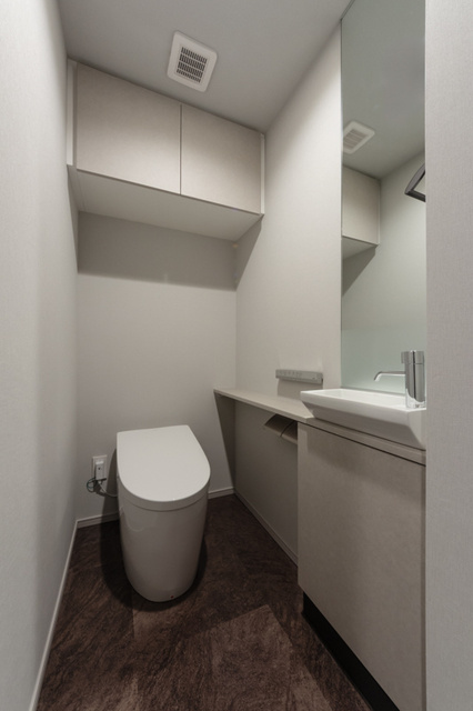 Ｌｅ　ＵｎＤｅｕｘ南青山のトイレ|※写真は同タイプ住戸です。